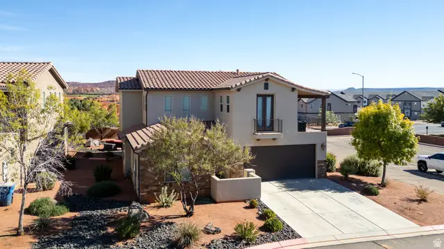 3800 Paradise Village Dr #21, Santa Clara, UT 84765 - #2