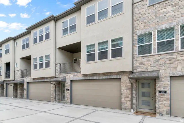 554 N Buffalo Grass Ln, Lindon, UT 84042 - #2