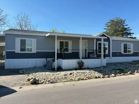 1271 W Hummingbird St #301, Salt Lake City, UT 84123