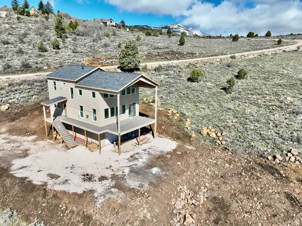 1509 W Cedar Ridge Dr, Garden City, UT 84028