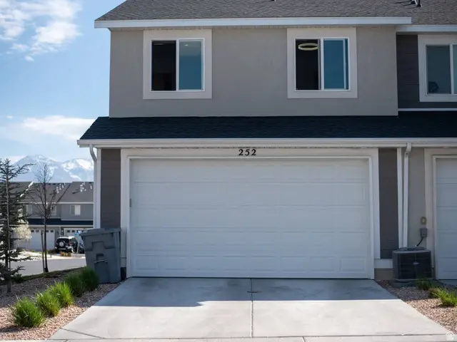 252 N Salty Ln, Saratoga Springs, UT 84045 - #3