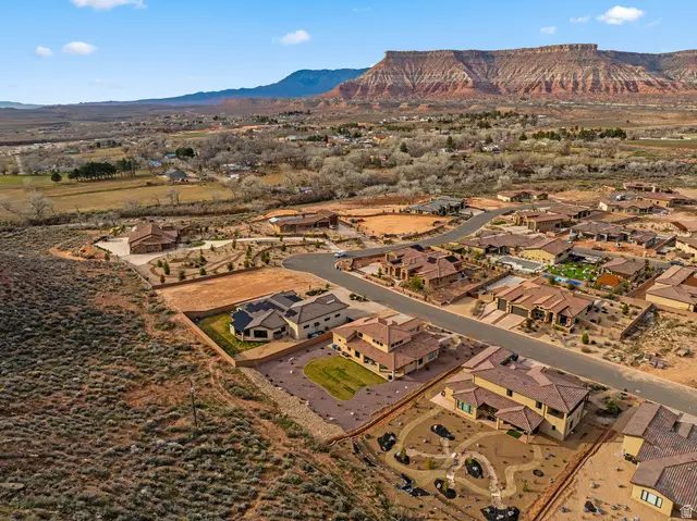 385 E Entrada Dr, Virgin, UT 84779 - #2