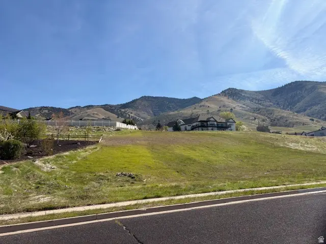 2970 N Mahogony Valley Rd E #6, North Logan, UT 84341 - #2