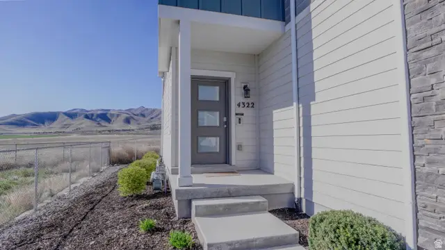 4322 E Cotton Dr, Eagle Mountain, UT 84005 - #2