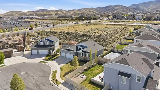 14332 S Dusty Meadow Cir W, Herriman, UT 84096 - #3