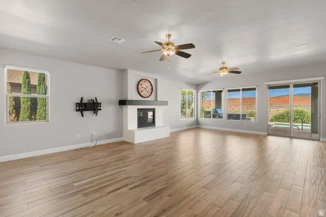 411 N Highland Pkwy, Washington, UT 84780 - #2