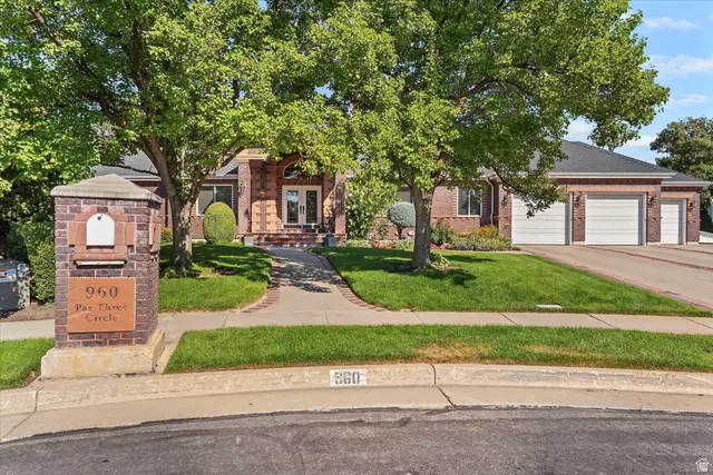 960 E Par Three Cir, Fruit Heights, UT 84037 - #1