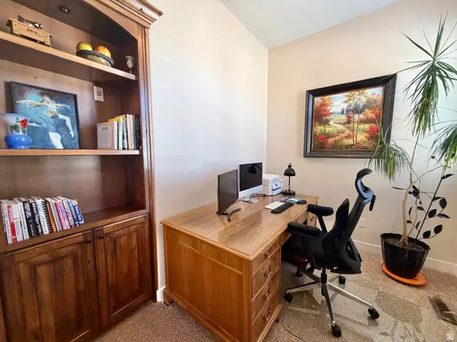 156 E Steed Ct, Farmington, UT 84025 - #3