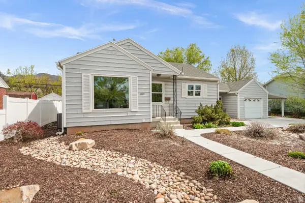 2227 S Wellington St E, Salt Lake City, UT 84106