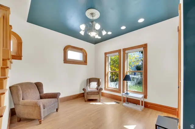 277 C St, Salt Lake City, UT 84103 - #3