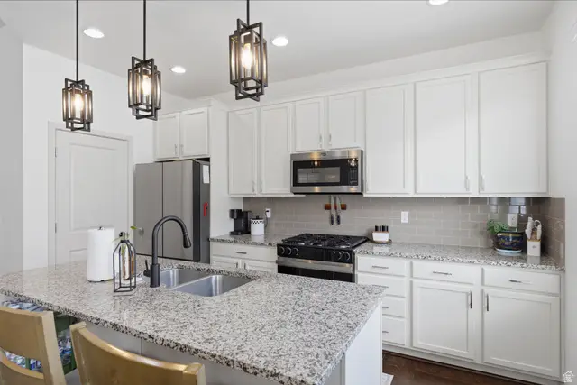 5107 W Ashfield Dr, Herriman, UT 84096 - #3