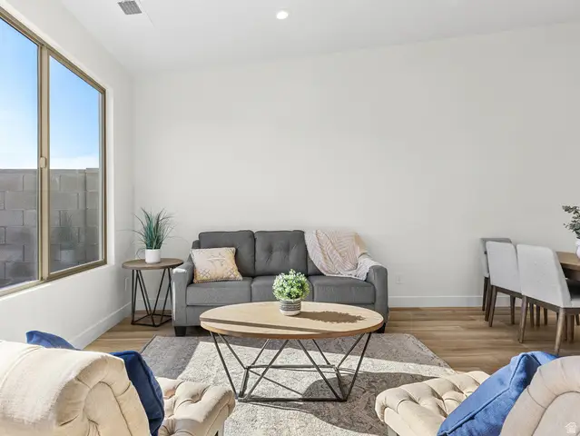 2032 W 320 S, Hurricane, UT 84737 - #2