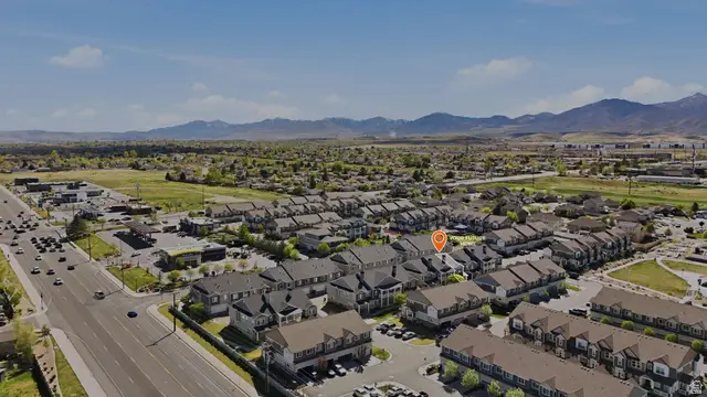 5658 W Island Ridge Dr, West Valley City, UT 84118 - #3