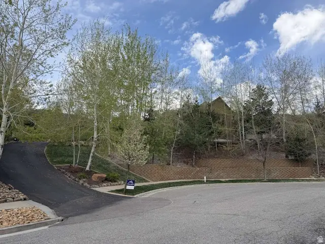 350 Pine Crest Cir, Wellsville, UT 84339 - #1