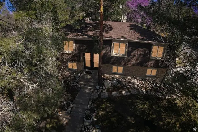 2555 E Chalet Rd S, Cottonwood Heights, UT 84093 - #3