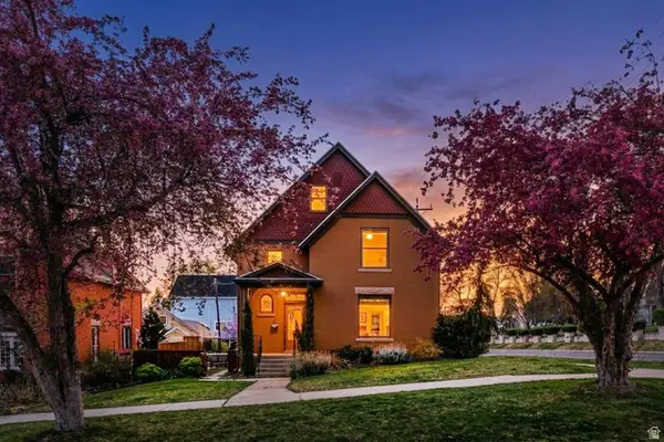 189 N R St E, Salt Lake City, UT 84103