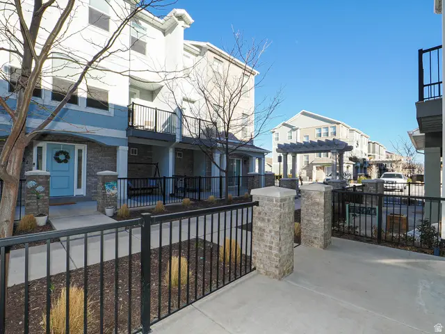 1807 W Torlundy S, Riverton, UT 84065 - #3