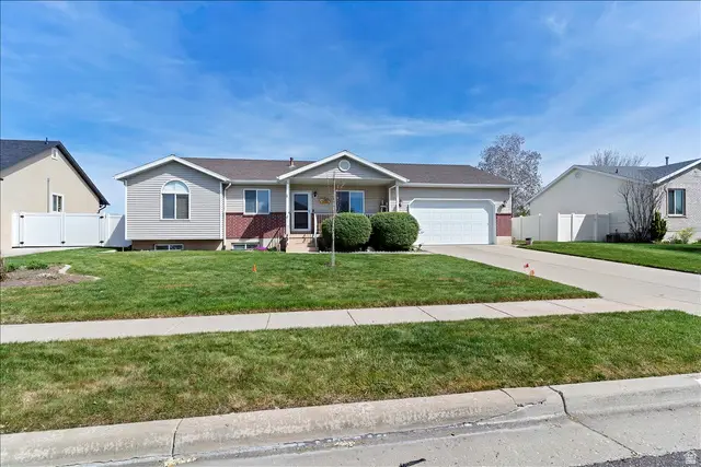 2001 S 1800 W, Syracuse, UT 84075 - #1