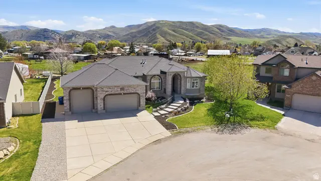 407 W Larkspur Ln, Morgan, UT 84050 - #3