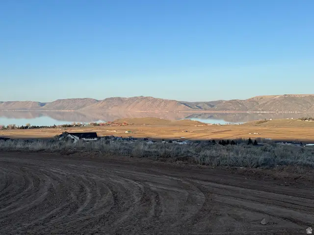 441 W Starflower Way #100, Garden City, UT 84028 - #2