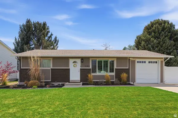 2393 W Bueno Vista Dr, West Jordan, UT 84088