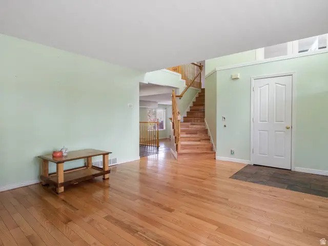 12093 S Kings Crossing Way W, Riverton, UT 84065 - #3