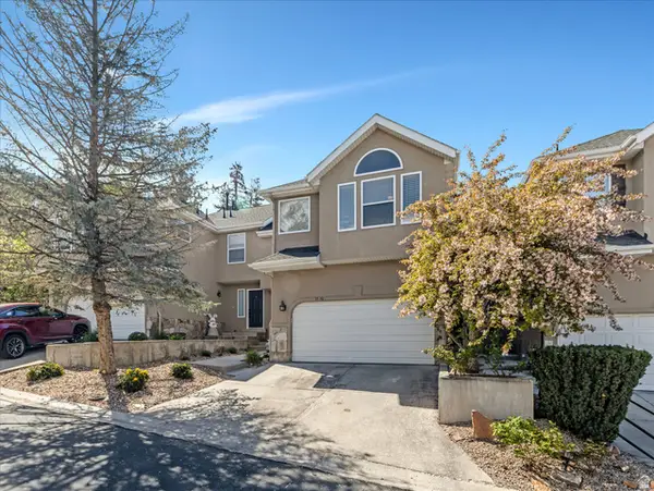 3576 E Rustic Spring Ln S, Cottonwood Heights, UT 84121