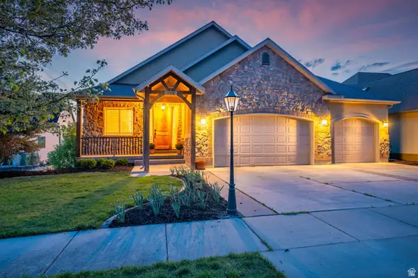 10207 N Bayhill Dr, Cedar Hills, UT 84062