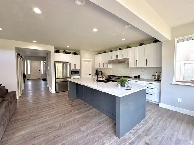 1909 E Longbranch Dr, Draper, UT 84020 - #3