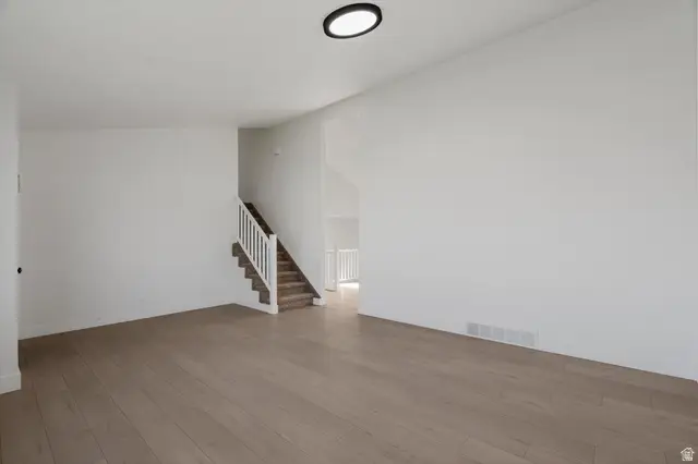 3369 S Greenmont Dr, West Valley City, UT 84120 - #3