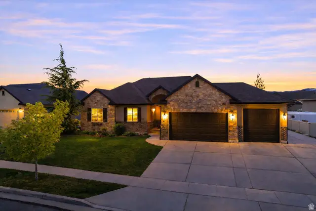 977 W White Wulff Dr, Bluffdale, UT 84065 - #1