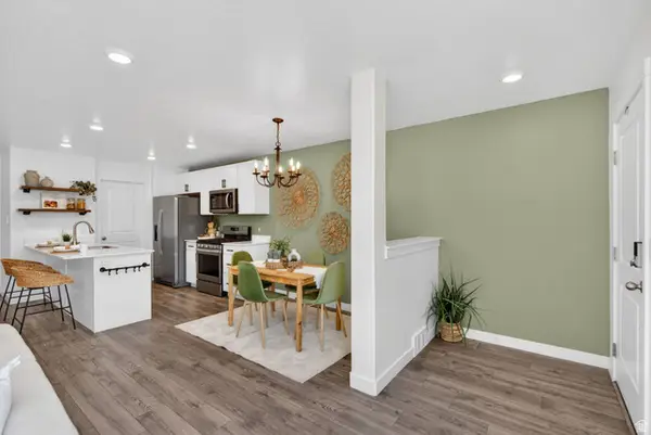 563 N Willow Springs Ave W, Lehi, UT 84048