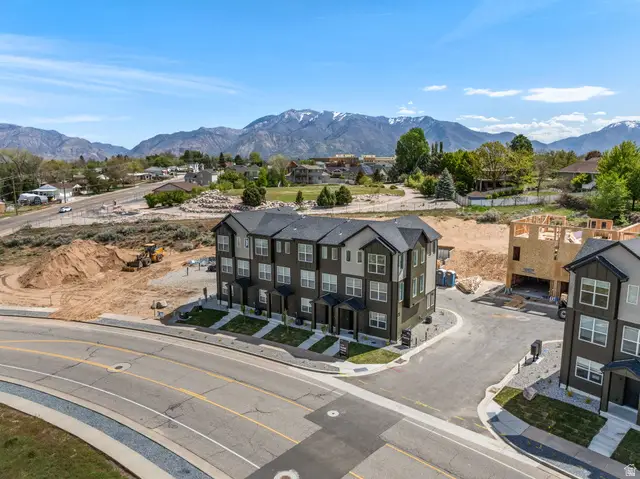 4046 S Sandridge Dr W #1, Roy, UT 84067 - #2