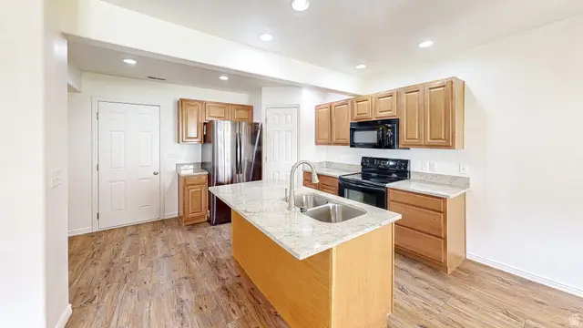 1277 N Willow Way, Spanish Fork, UT 84660 - #2