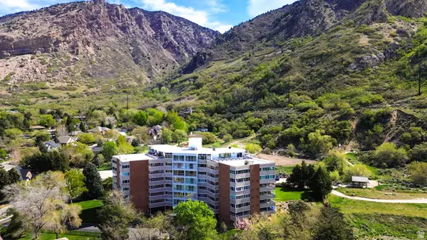 1785 E 29th St S #208, Ogden, UT 84403