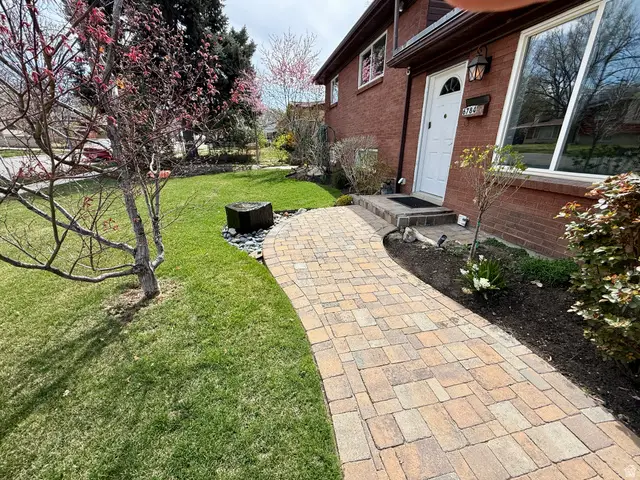 6784 S 1530 E, Cottonwood Heights, UT 84121 - #2