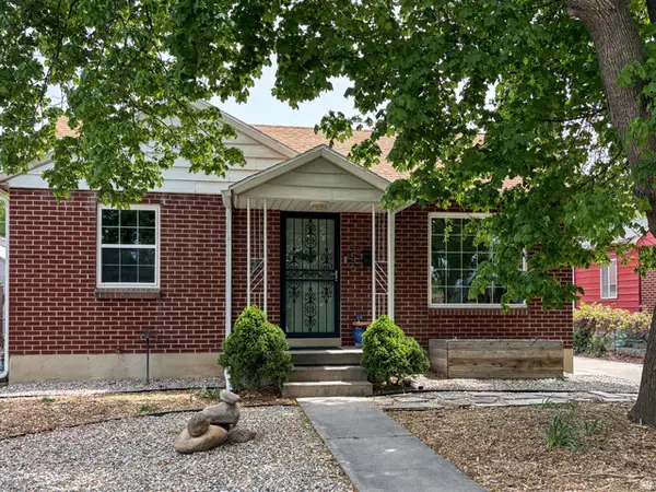 956 N Victoria Way, Salt Lake City, UT 84116