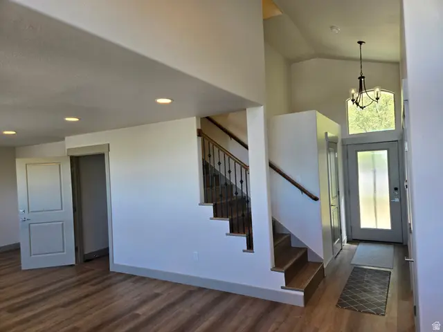 1126 E Benchview Dr, Ogden, UT 84404 - #2