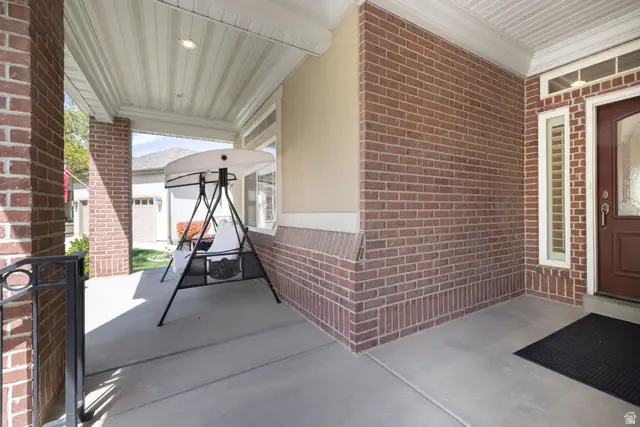 1423 W Honey Crisp Way, South Jordan, UT 84095 - #3