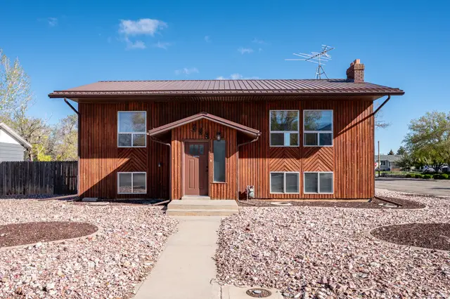 386 W Frontier Cir, Cedar City, UT 84721 - #1