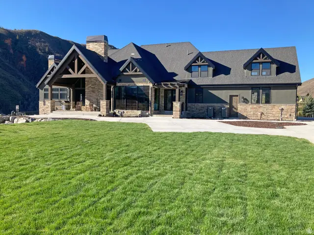 259 S Meadow Dr, Springville, UT 84663 - #3