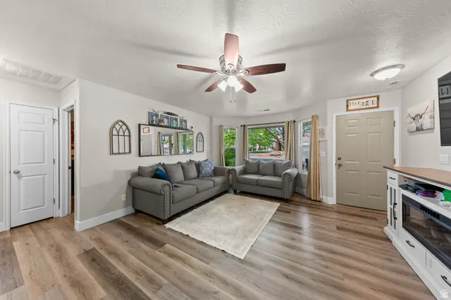 2292 E 390 N, Saint George, UT 84790 - #3