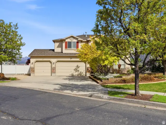 902 Romsey Ct, North Salt Lake, UT 84054 - #1