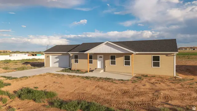 130 E Pole Line Rd #2, Roosevelt, UT 84066 - #2