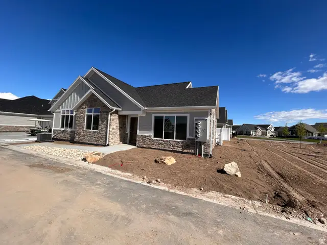 9541 S Ember Glow Ct #B, South Jordan, UT 84095 - #1