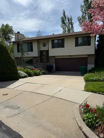 3 W 1420 S, Farmington, UT 84025