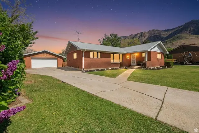 1014 Peach Dr, Ogden, UT 84404 - #2