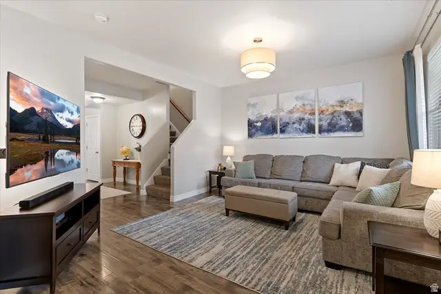 1001 W Chatham Dr N, North Salt Lake, UT 84054 - #3