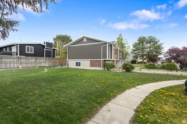 4974 S Greentree Way, Taylorsville, UT 84129 - #2