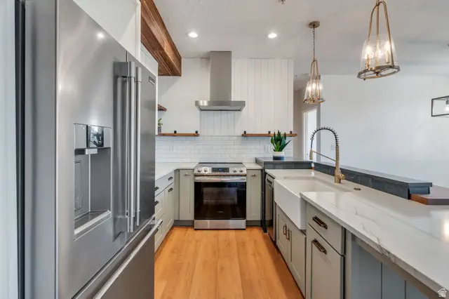 3066 W Desert Lily Dr N, Lehi, UT 84043 - #3